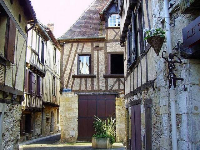 Bourguette Villa Saint-Paul-Lizonne Exterior photo