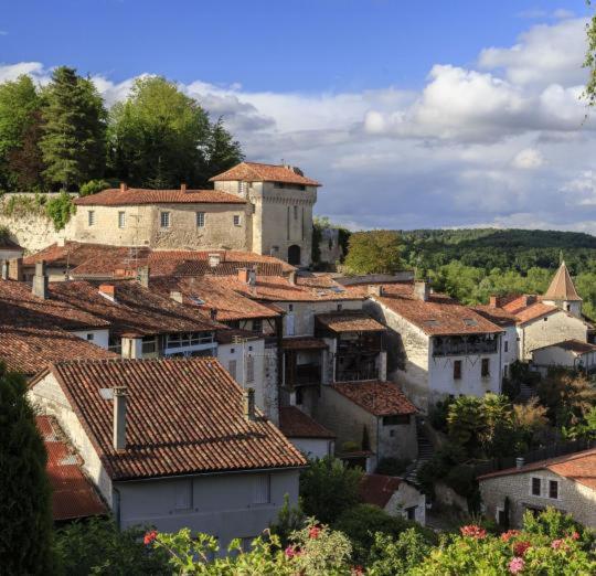 Bourguette Villa Saint-Paul-Lizonne Exterior photo