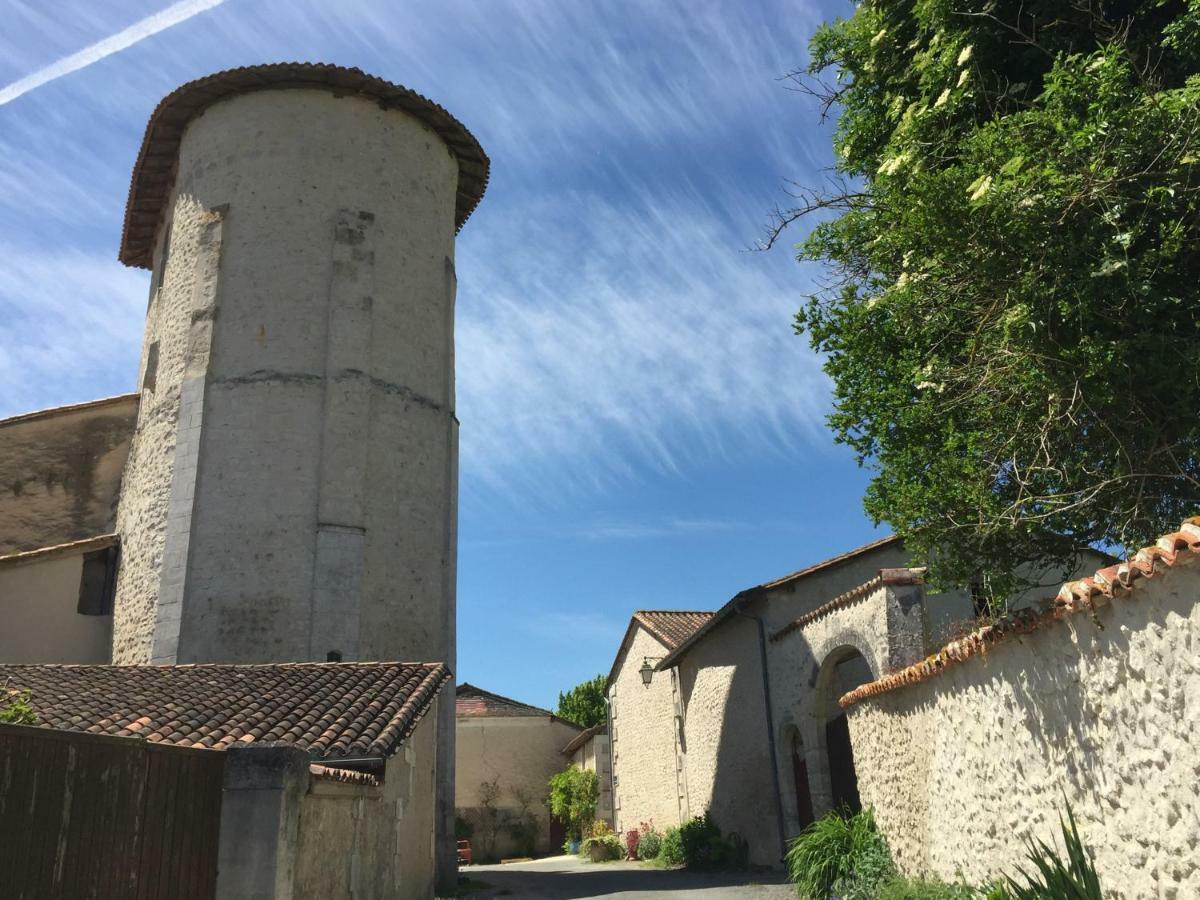 Bourguette Villa Saint-Paul-Lizonne Exterior photo